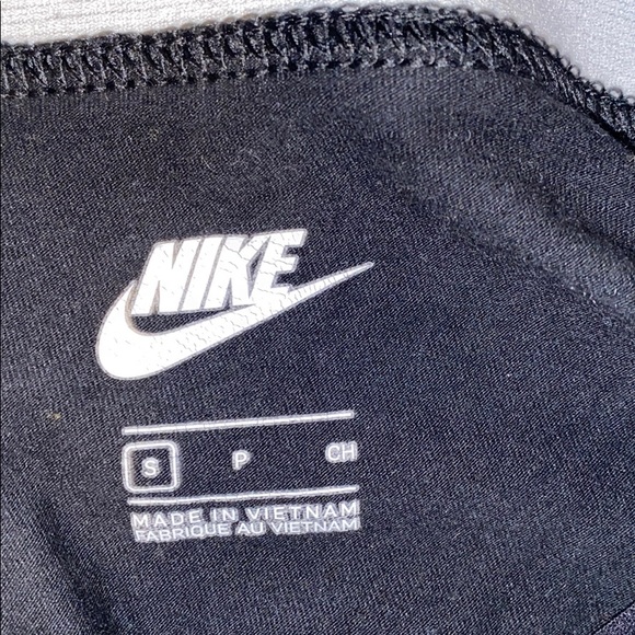 Nike Leggings - Picture 2 of 2